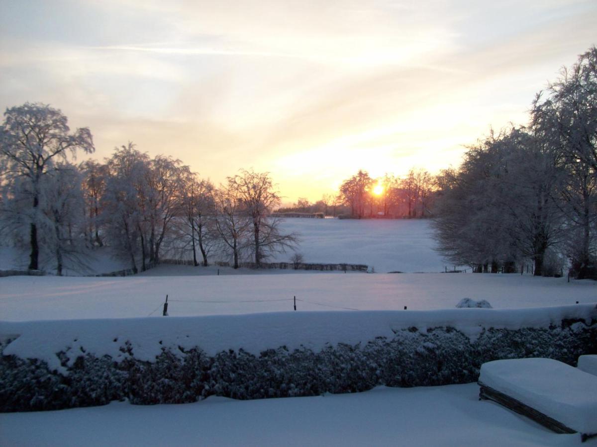 Eifel Lodge Butgenbach Bagian luar foto